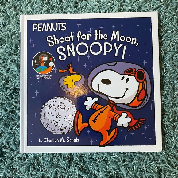 Toys Peanuts Shoot For The Moon Snoopy Book Poshmark